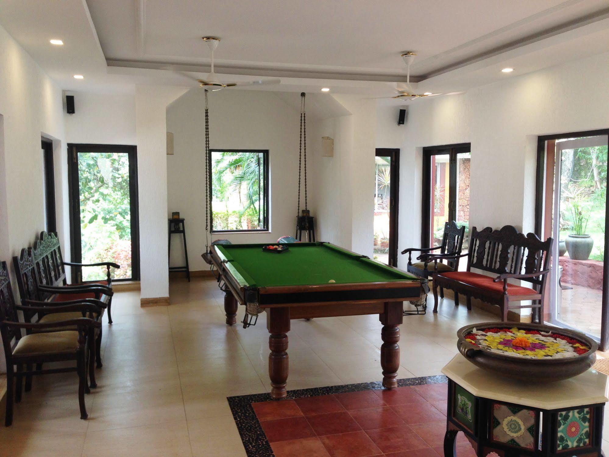 Nirvana Hermitage Anjuna Exterior photo