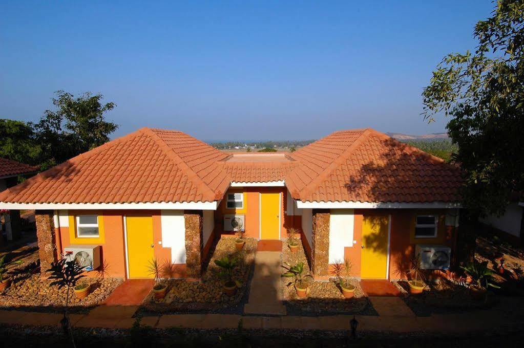 Nirvana Hermitage Anjuna Exterior photo