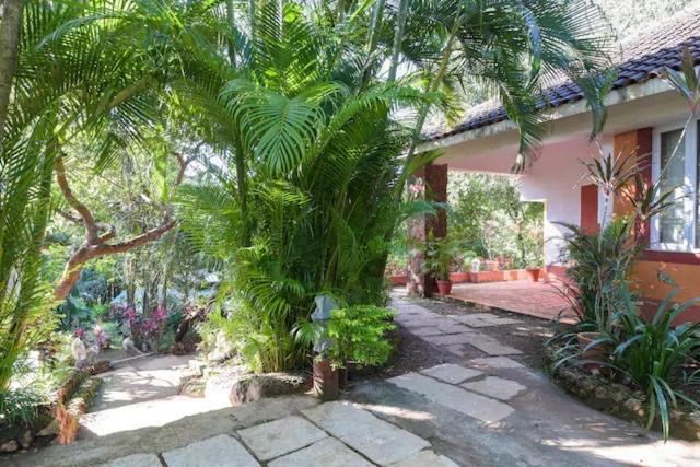 Nirvana Hermitage Anjuna Exterior photo